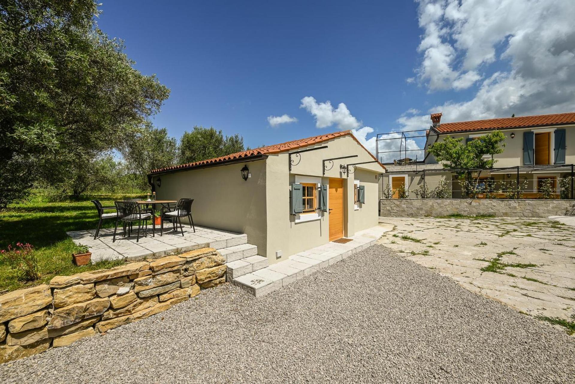 Medanni - Boutique House In Nature With Pool Изола Екстериор снимка